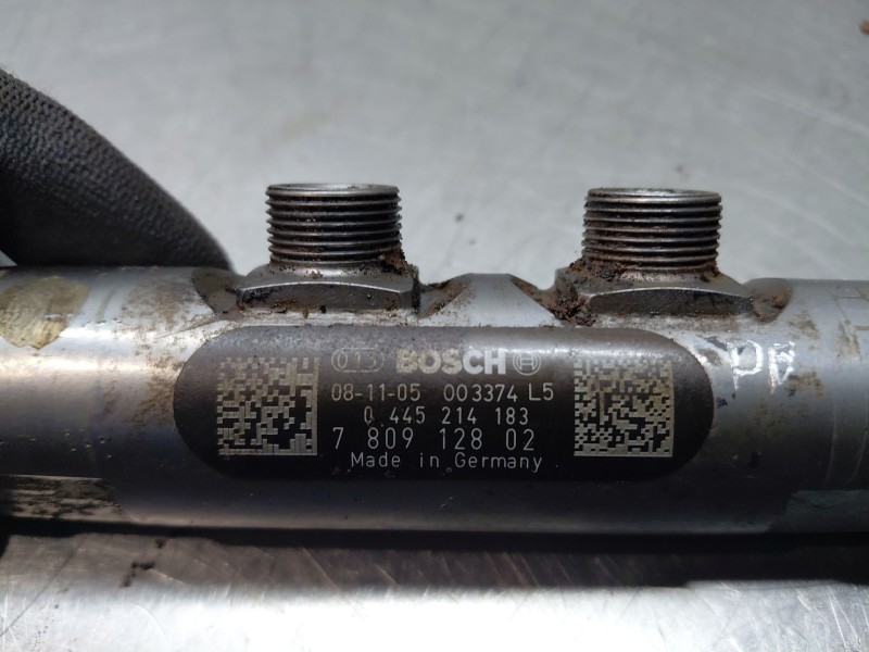 Recambio de rampa inyectora para bmw serie 3 berlina (e90) 320d referencia OEM IAM 13537800601 0445214183 0281002949