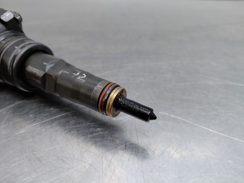 Recambio de inyector para seat ibiza iii (6l1) 1.4 tdi referencia OEM IAM 38130073BN 038130073BN 