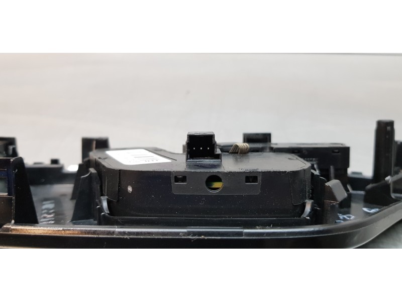 Recambio de interruptor para infiniti qx30 premium referencia OEM IAM A2469050351  