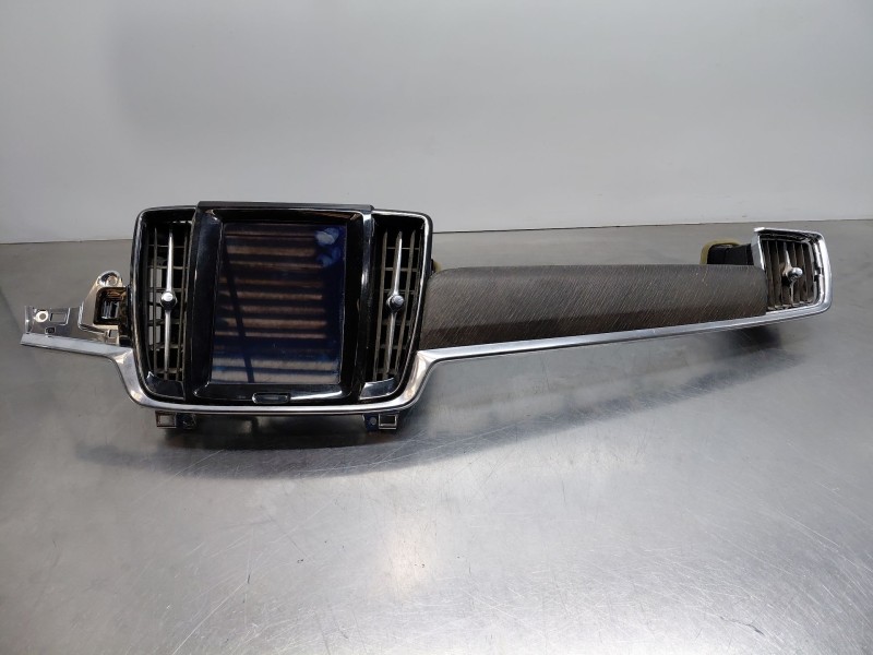 Recambio de pantalla multifuncion para volvo v90 kombi momentum referencia OEM IAM 36010560 31654030 31456506