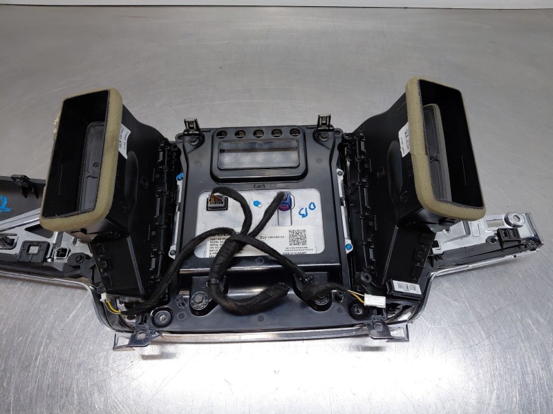 Recambio de pantalla multifuncion para volvo v90 kombi momentum referencia OEM IAM 36010560 31654030 31456506