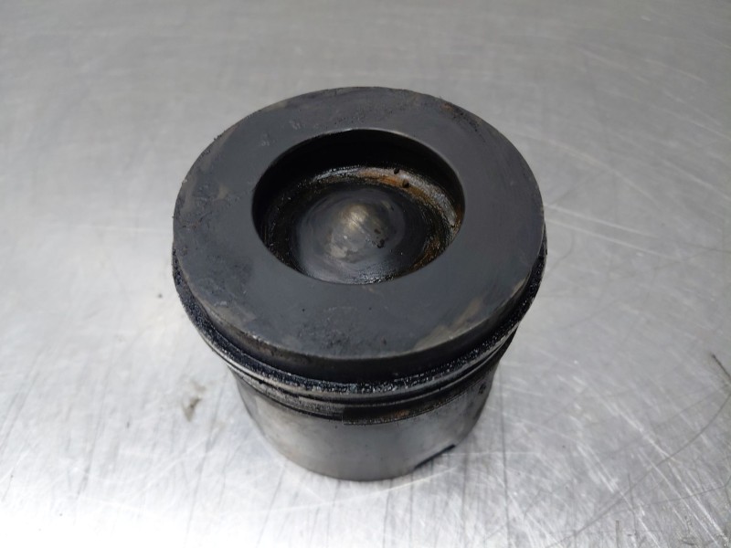 Recambio de piston para bmw serie 3 berlina (e90) 320d referencia OEM IAM 11257810825  