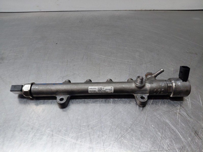 Recambio de rampa inyectora para mercedes-benz clase a (w176) design referencia OEM IAM A6510700700  