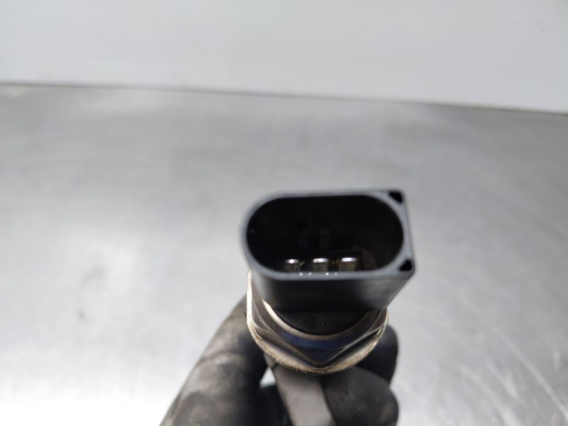 Recambio de rampa inyectora para mercedes-benz clase a (w176) design referencia OEM IAM A6510700700  