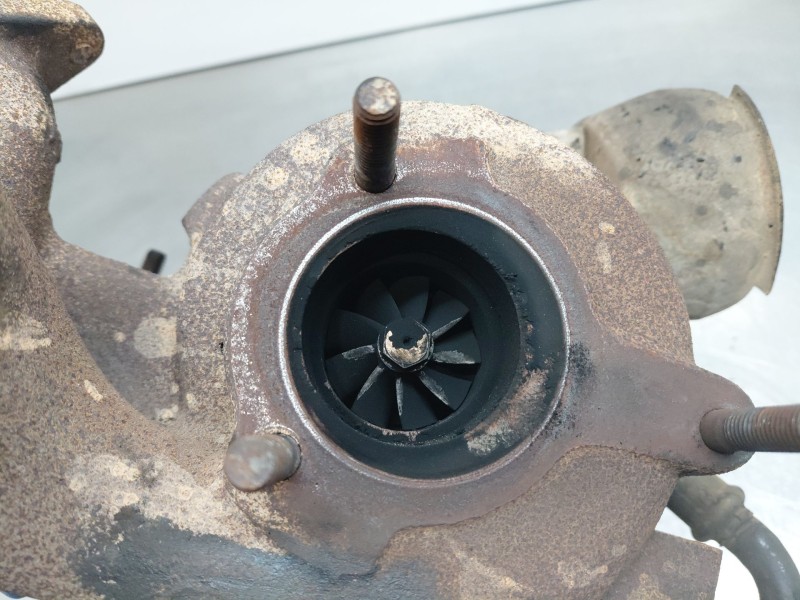 Recambio de turbocompresor para seat leon (1m1) 1.9 tdi referencia OEM IAM 3G253014E 03G253014E 038253019C