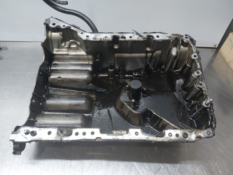 Recambio de carter para mercedes-benz clase a (w176) design referencia OEM IAM A6510107025 A6510143400 