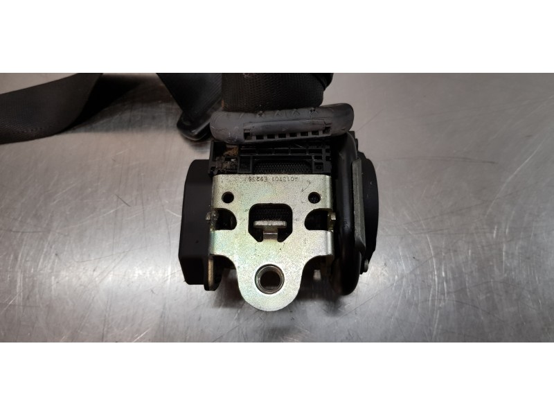 Recambio de cinturon seguridad delantero izquierdo para fiat linea (110) dynamic referencia OEM IAM 735448200   Recambio de cinturon seguridad delantero izquierdo para fiat linea (110) dynamic referencia OEM IAM 735448200