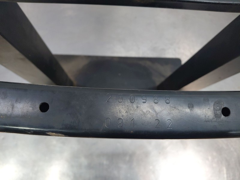 Recambio de travesaño inferior delantero para nissan qashqai (j12) acenta referencia OEM IAM F20316UAEH  