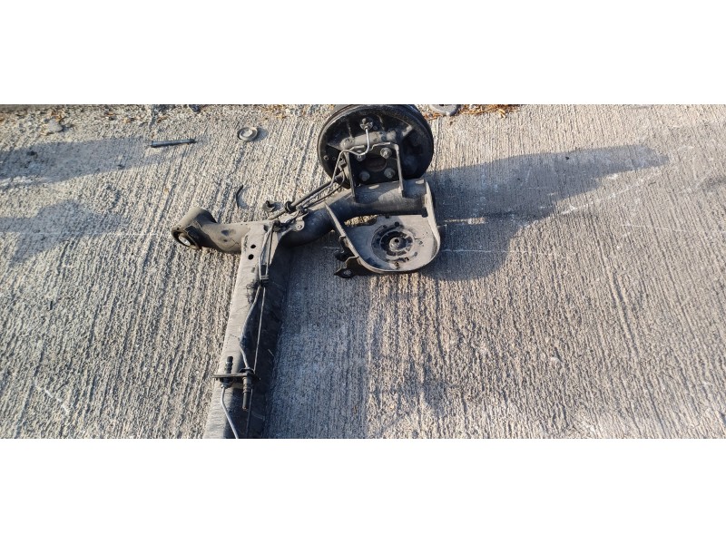 Recambio de puente trasero para dacia lodgy comfort referencia OEM IAM 555117070R  