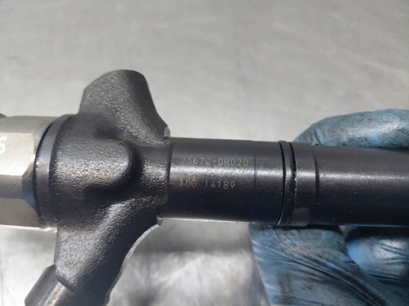 Recambio de inyector para toyota rav 4 (a3) 4wd referencia OEM IAM 2367009140 236700R020 