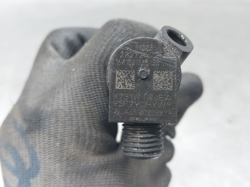 Recambio de inyector para mercedes-benz clase gla (w156) 200 d referencia OEM IAM A6510702387  