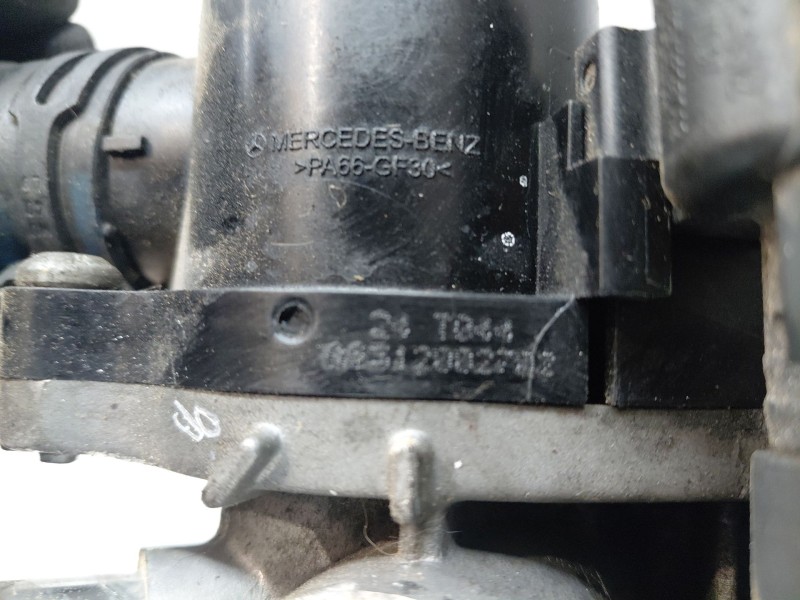 Recambio de bomba agua para mercedes-benz clase a (w176) design referencia OEM IAM A6512004300 A6512000715 