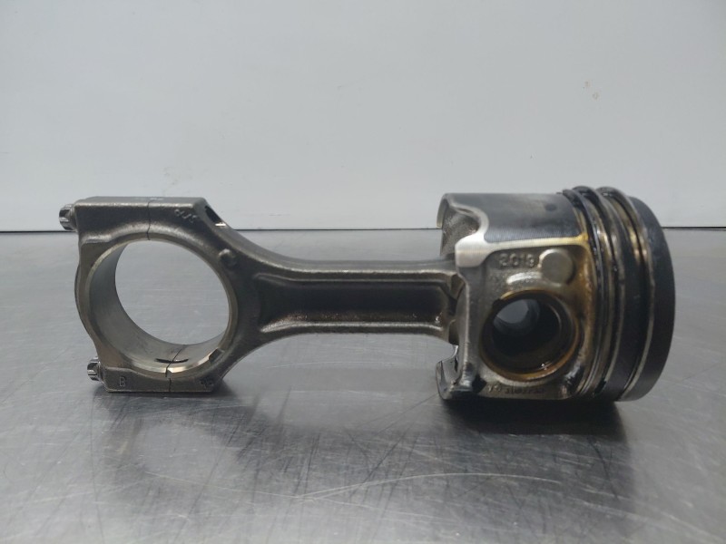 Recambio de piston para bmw serie x3 (g01) xdrive20d referencia OEM IAM 11258580515 11248473776 