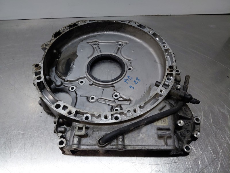 Recambio de tapa distribucion para mercedes-benz clase c (w205) lim. bluetec referencia OEM IAM   