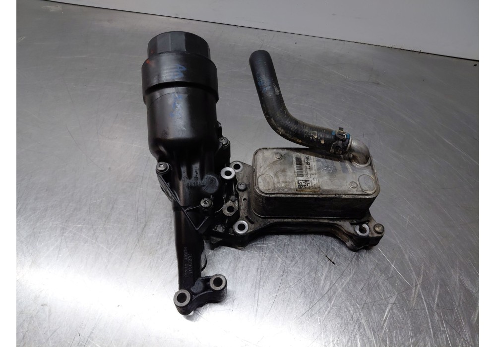 Recambio de soporte filtro aceite para mercedes-benz clase c (w205) lim. bluetec referencia OEM IAM   