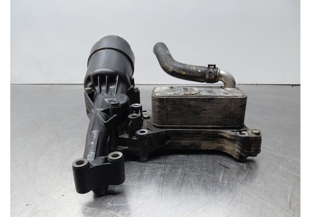 Recambio de soporte filtro aceite para mercedes-benz clase c (w205) lim. bluetec referencia OEM IAM   