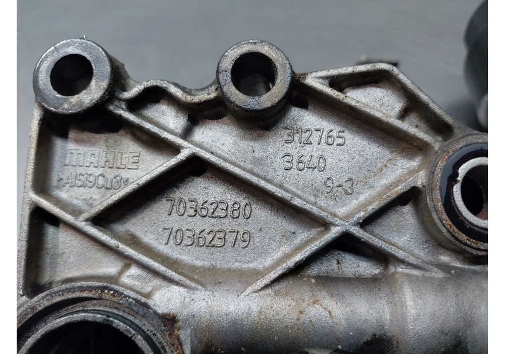 Recambio de soporte filtro aceite para mercedes-benz clase c (w205) lim. bluetec referencia OEM IAM   