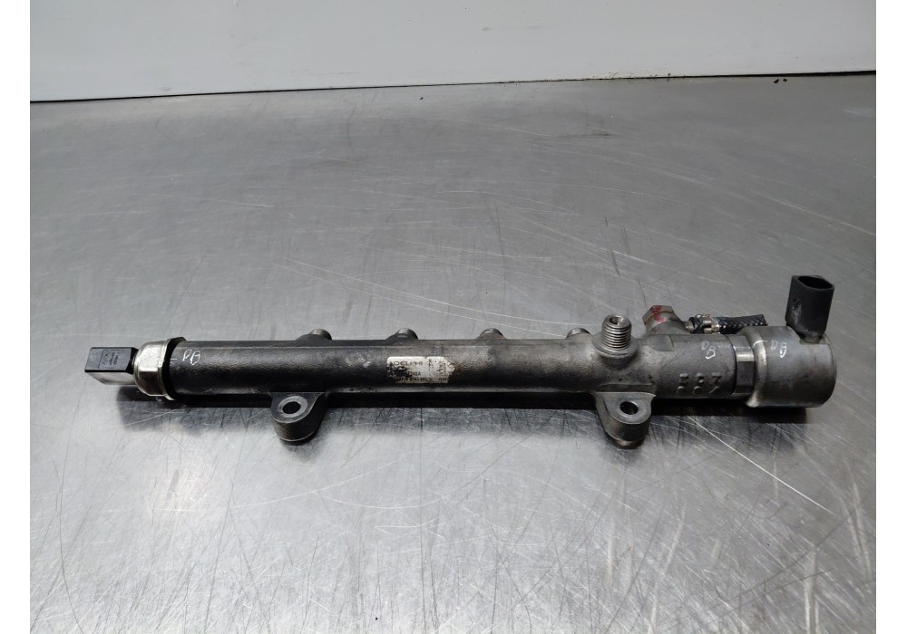 Recambio de rampa inyectora para mercedes-benz clase c (w205) lim. bluetec referencia OEM IAM   