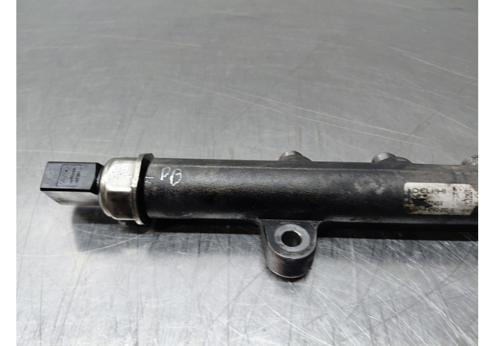 Recambio de rampa inyectora para mercedes-benz clase c (w205) lim. bluetec referencia OEM IAM   