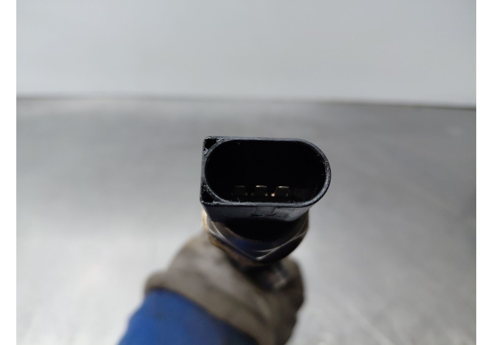 Recambio de rampa inyectora para mercedes-benz clase c (w205) lim. bluetec referencia OEM IAM   