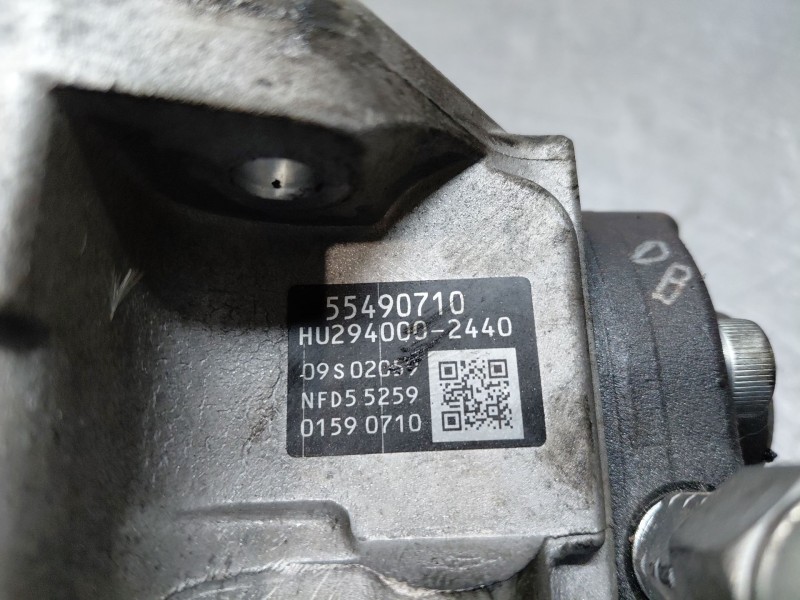 Recambio de bomba inyeccion para opel meriva b enjoy referencia OEM IAM   