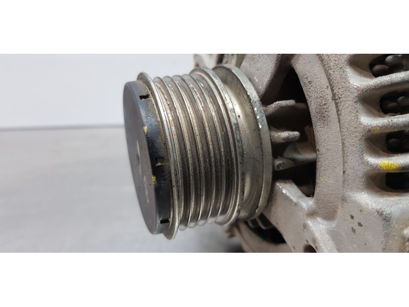 Recambio de alternador para hyundai tucson ix35 referencia OEM IAM 373002A700 MS1042118840 