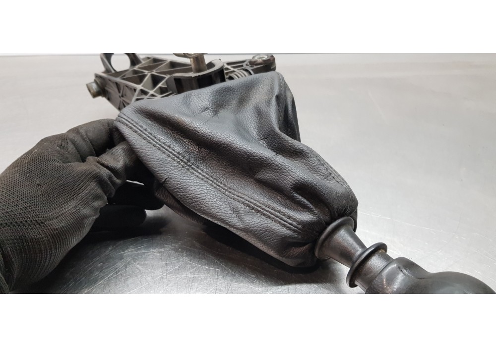 Recambio de palanca cambio para volkswagen crafter caja cerrada caja cerrada 30 batalla corta referencia OEM IAM 2E1711025C 9062