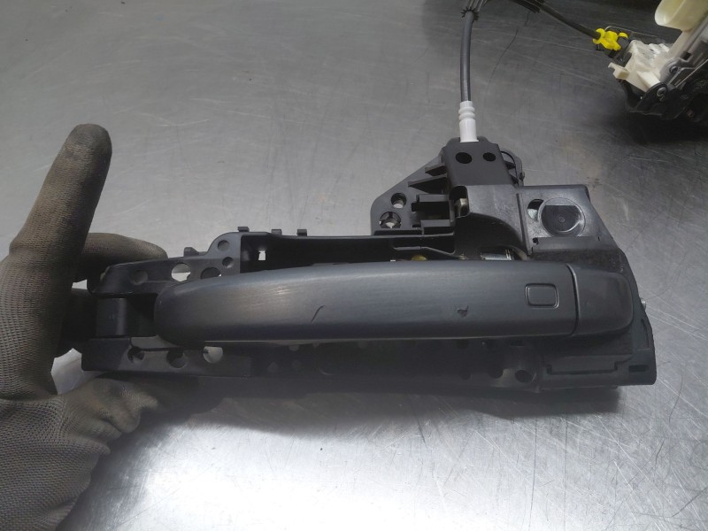 Recambio de cerradura puerta trasera derecha para audi q3 (8u) quattro referencia OEM IAM   