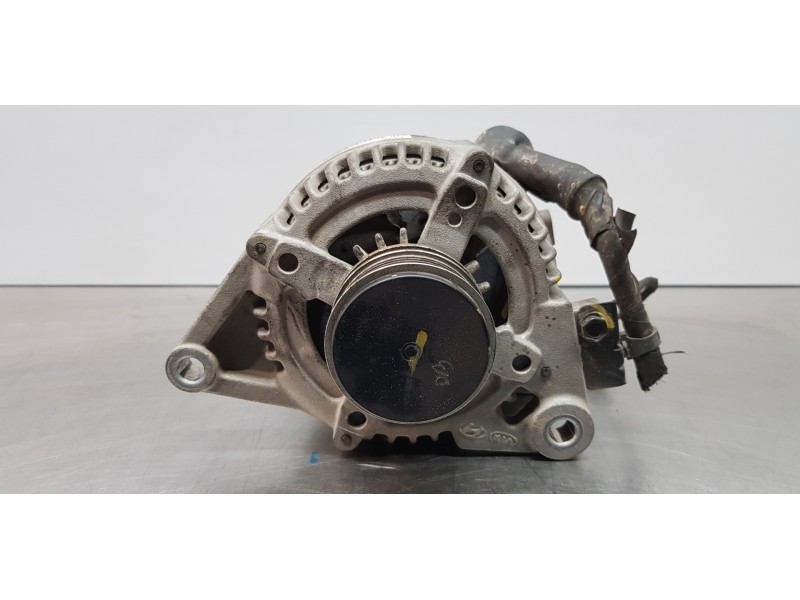 Recambio de alternador para hyundai tucson ix35 referencia OEM IAM 373002A700 MS1042118840 