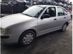 seat cordoba berlina (6k2) del año 2001 2