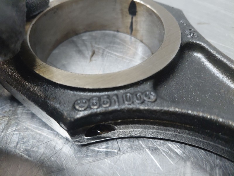 Recambio de biela para mercedes-benz clase a (w176) design referencia OEM IAM A6510300020  