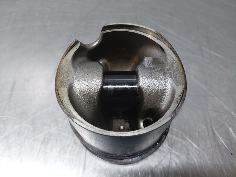 Recambio de piston para mercedes-benz clase a (w176) design referencia OEM IAM A6510301117  