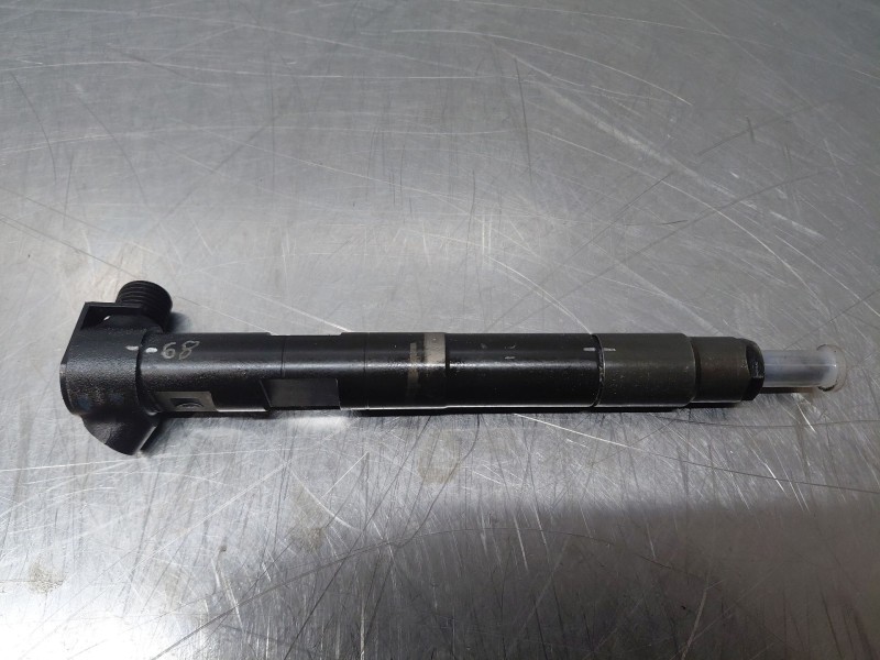 Recambio de inyector para mercedes-benz clase a (w176) design referencia OEM IAM A6510702387  