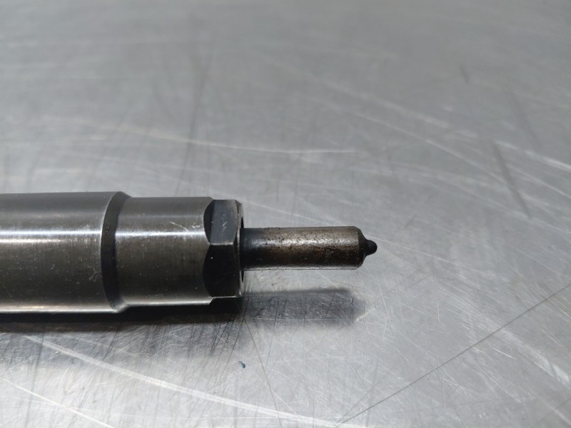 Recambio de inyector para mercedes-benz clase a (w176) design referencia OEM IAM A6510702387  