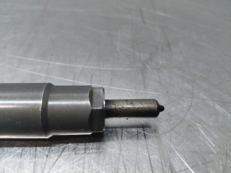 Recambio de inyector para mercedes-benz clase a (w176) design referencia OEM IAM A6510702387  