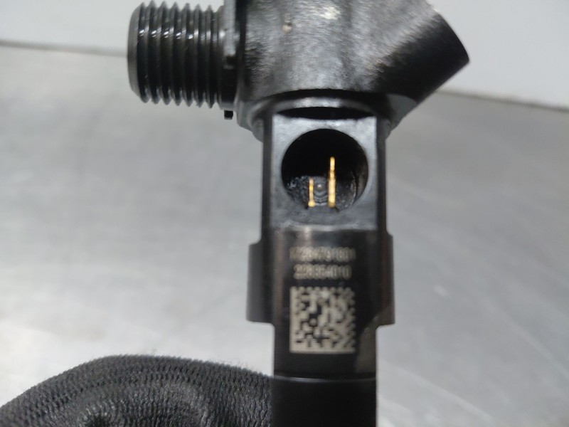 Recambio de inyector para mercedes-benz clase a (w176) design referencia OEM IAM A6510702387  