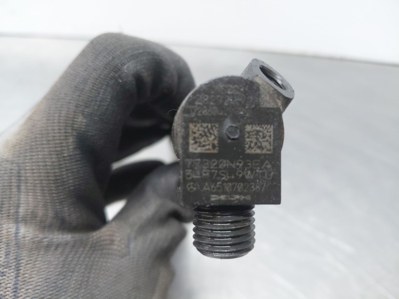 Recambio de inyector para mercedes-benz clase a (w176) design referencia OEM IAM A6510702387  