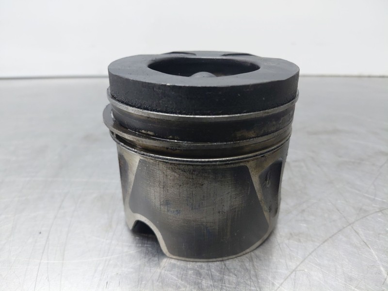 Recambio de piston para mercedes-benz clase c (w205) lim. bluetec referencia OEM IAM   