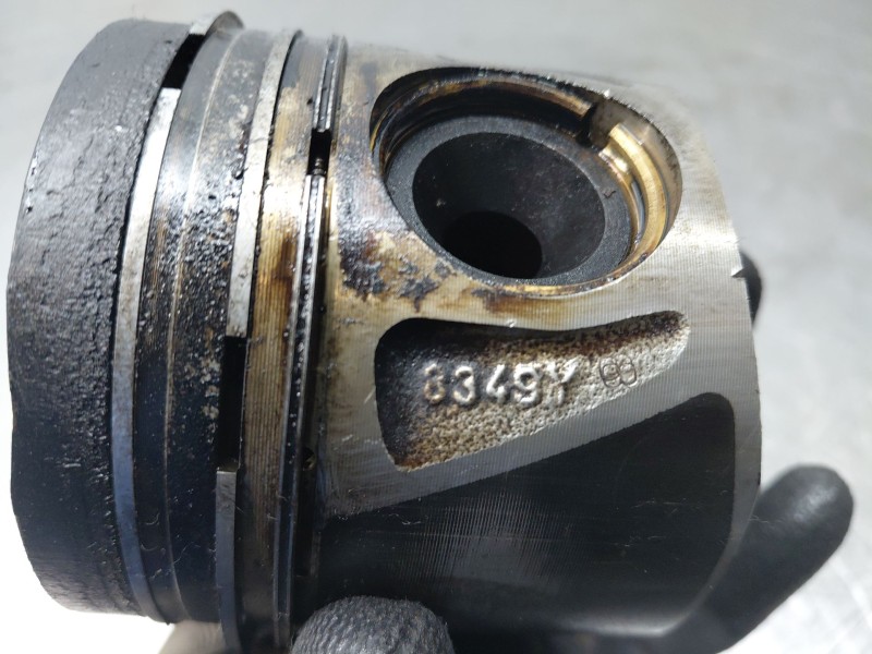 Recambio de piston para mercedes-benz clase c (w205) lim. bluetec referencia OEM IAM   