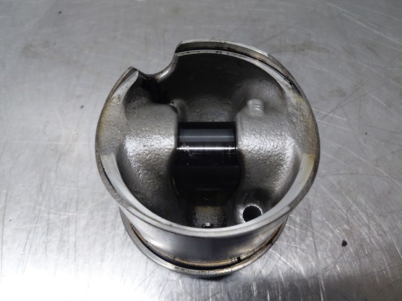 Recambio de piston para mercedes-benz clase c (w205) lim. bluetec referencia OEM IAM   