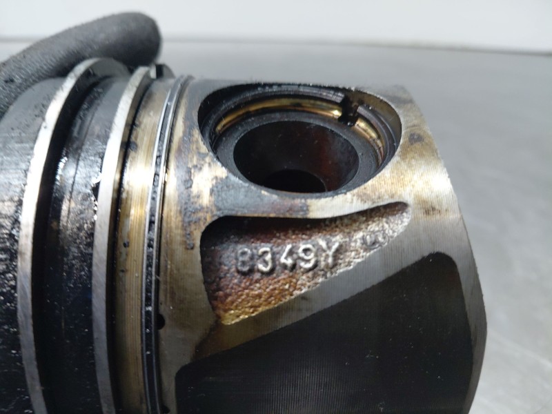 Recambio de piston para mercedes-benz clase c (w205) lim. bluetec referencia OEM IAM   
