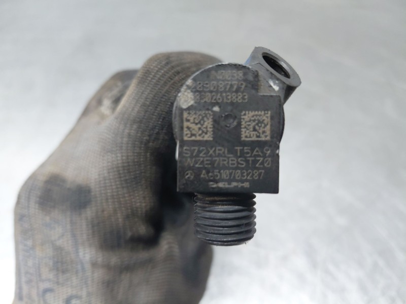 Recambio de inyector para mercedes-benz clase c (w205) lim. bluetec referencia OEM IAM   