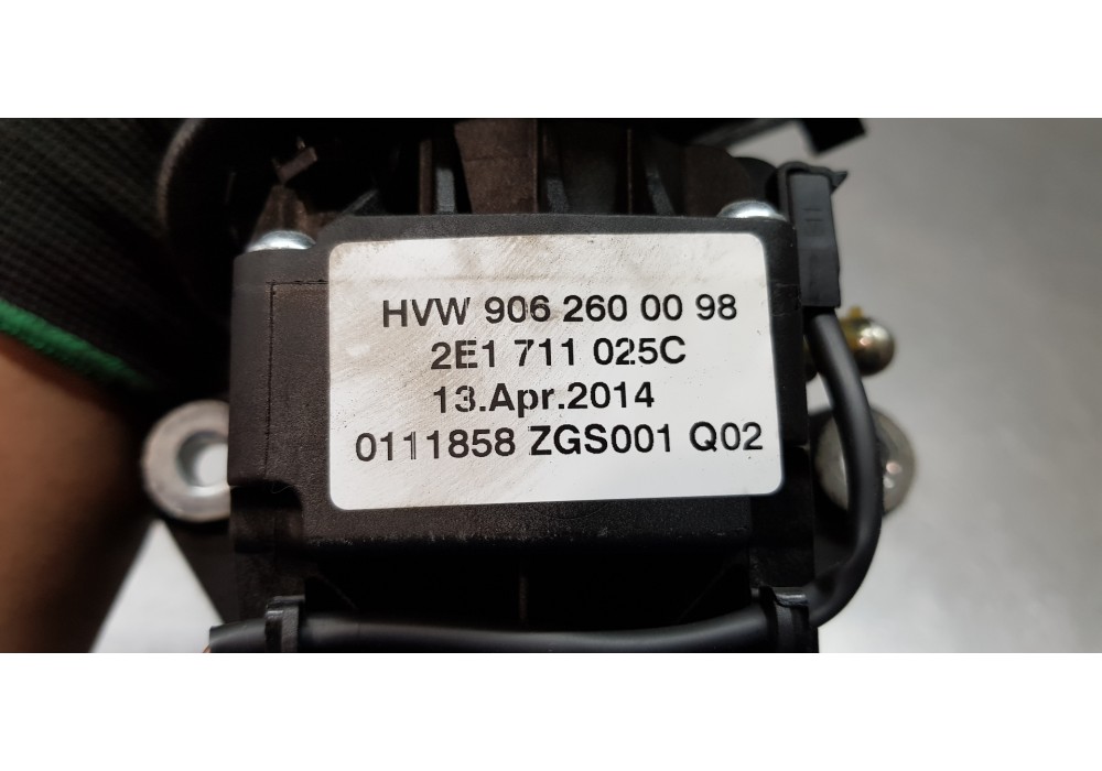 Recambio de palanca cambio para volkswagen crafter caja cerrada caja cerrada 30 batalla corta referencia OEM IAM 2E1711025C 9062