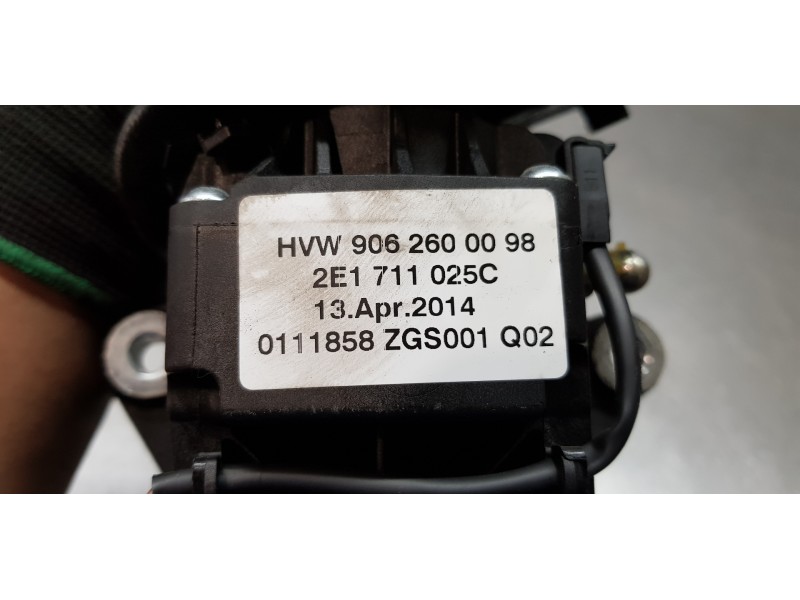 Recambio de palanca cambio para volkswagen crafter caja cerrada caja cerrada 30 batalla corta referencia OEM IAM 2E1711025C 9062