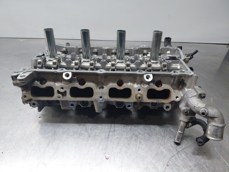 Recambio de culata para toyota rav 4 plug-in hybrid advance referencia OEM IAM 1110129627  