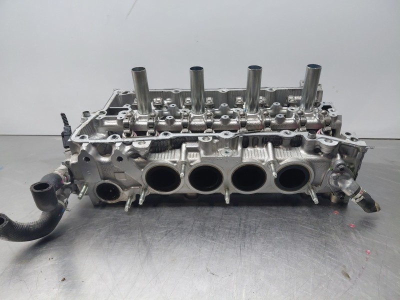 Recambio de culata para toyota rav 4 plug-in hybrid advance referencia OEM IAM 1110129627  