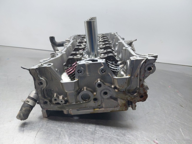 Recambio de culata para toyota rav 4 plug-in hybrid advance referencia OEM IAM 1110129627  