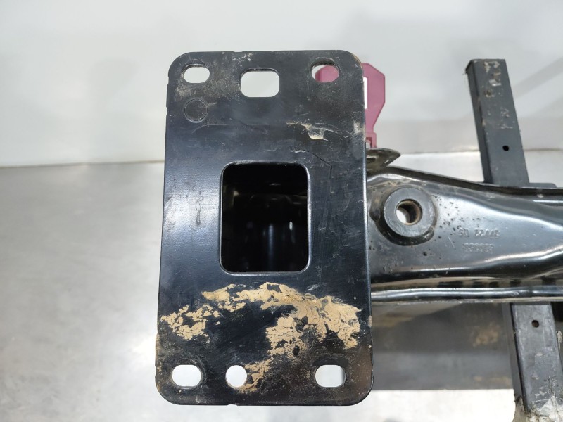 Recambio de refuerzo paragolpes trasero para audi q3 (f3b) 35 tdi referencia OEM IAM   