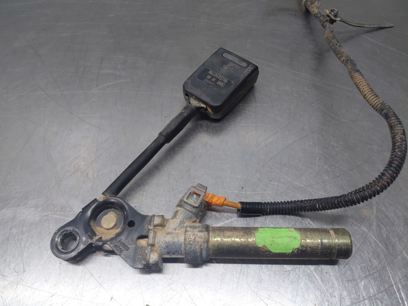 Recambio de enganche del cinturon delantero der para peugeot partner (s1) combi referencia OEM IAM   
