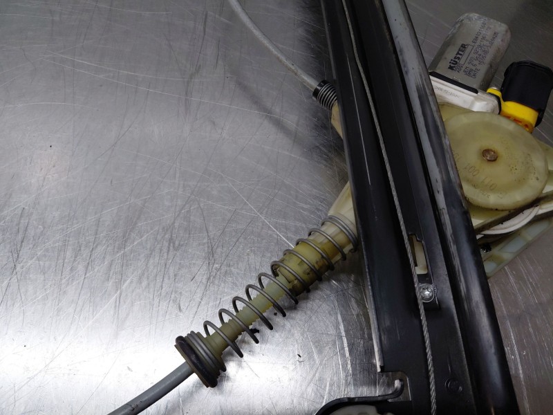 Recambio de elevalunas delantero izquierdo para bmw mini cabrio (r52) one referencia OEM IAM   